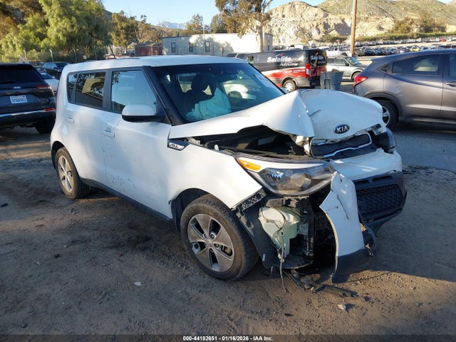 KIA Soul 2015 KNDJN2A24F7151263 главное изображение