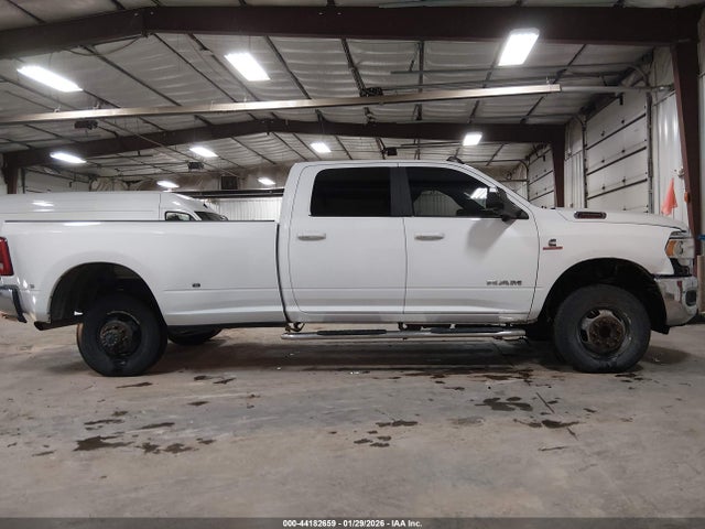 2021 Ram 3500 Big Horn  4x4 8' Box მანქანა იყიდება აუქციონზე, vin: 3C63RRHL4MG536870, აუქციონის ნომერი: 44182659