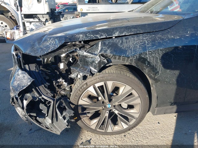 2025 Bmw 530i მანქანა იყიდება აუქციონზე, vin: WBA43FJ08SCU32067, აუქციონის ნომერი: 44182669