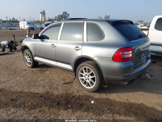 2004 PORSCHE CAYENNE WP1AC29P64LA91091 Photo 2