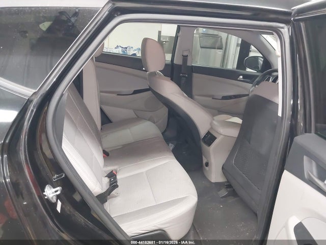 KM8J3CAL0MU335940 Hyundai TUCSON SEL