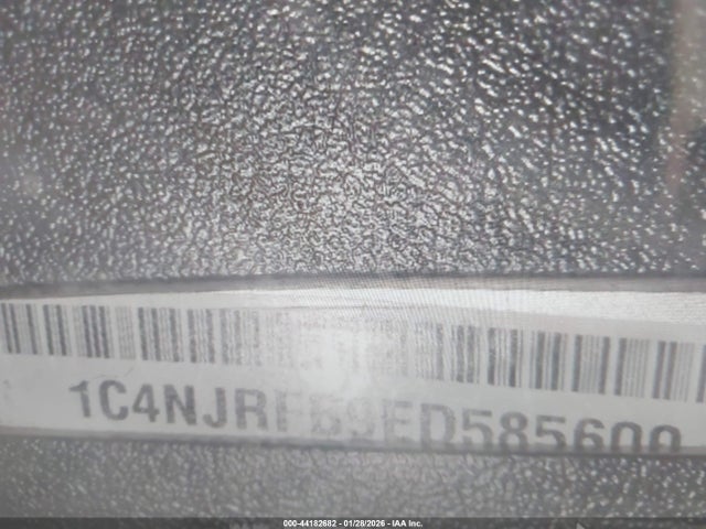 1C4NJRFB9ED585600 Jeep Patriot Latitude