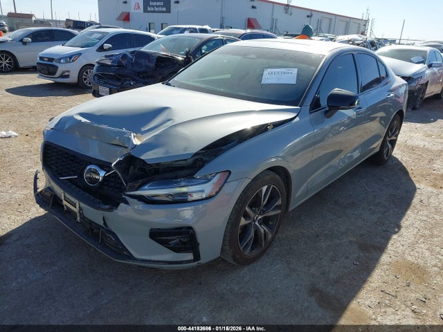 2025 VOLVO S60 7JRL12FJ0SG362525 Photo 1
