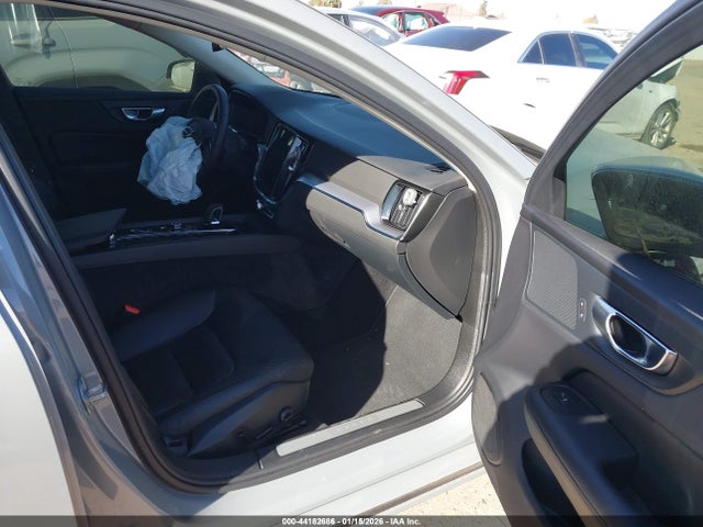 2025 VOLVO S60 7JRL12FJ0SG362525 Photo 4