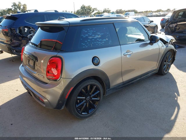 2016 MINI HARDTOP WMWXP7C54G2A44446 Photo 3