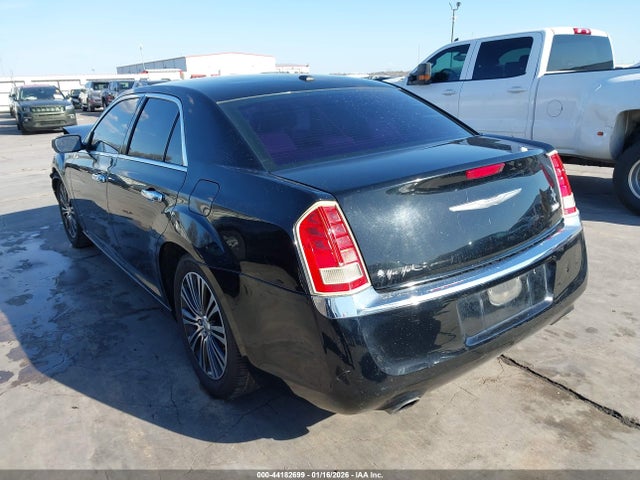 2014 CHRYSLER 300 2C3CCAAG8EH357147 Photo 2
