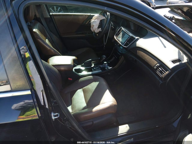 1HGCR2F78HA152151 Honda ACCORD EX