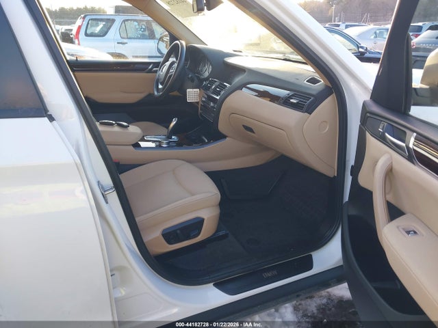 5UXWX9C3XH0W79012 BMW X3 Xdrive28i
