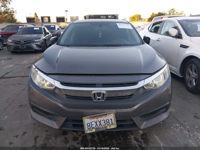 Honda Civic Lx 2018 2HGFC2F50JH570367 Image 13