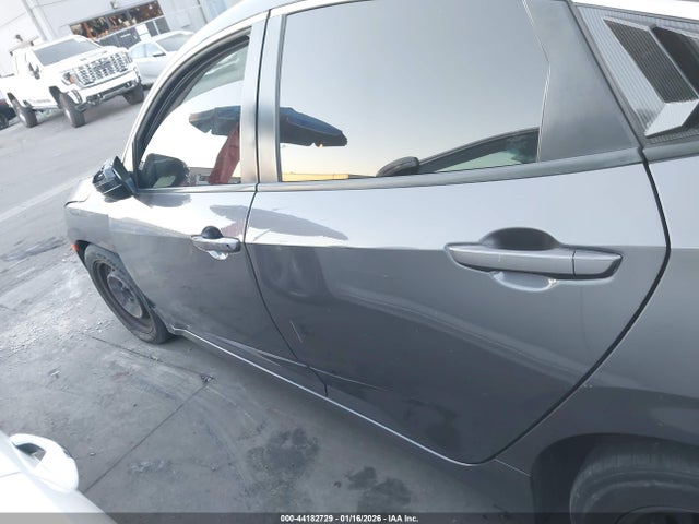 Honda Civic Lx 2018 2HGFC2F50JH570367 Image 15