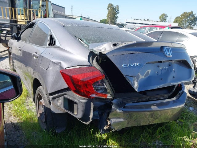 Honda Civic Lx 2018 2HGFC2F50JH570367 Image 3
