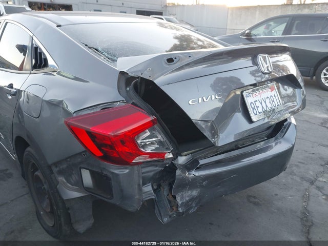 Honda Civic Lx 2018 2HGFC2F50JH570367 Image 6