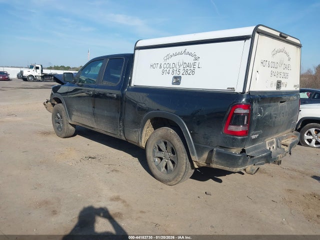 2021 RAM 1500 1C6SRFEM6MN529613 Photo 2