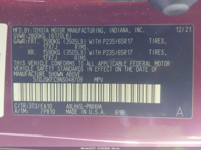 5TDJSKFC9NS048709 Toyota SIENNA XLE