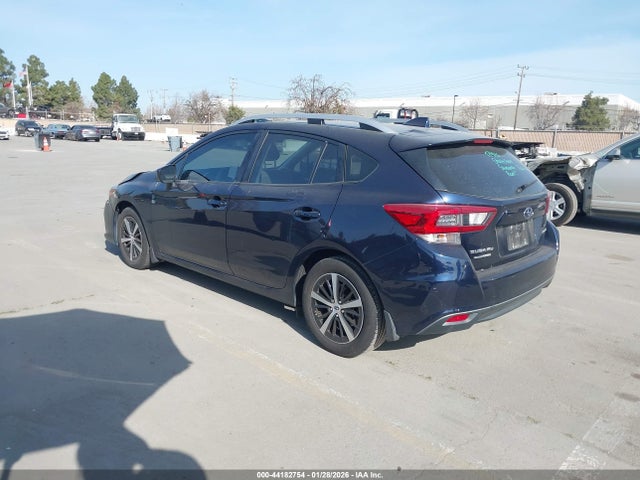 4S3GTAV67L3725915 Subaru Impreza Premium 5-door