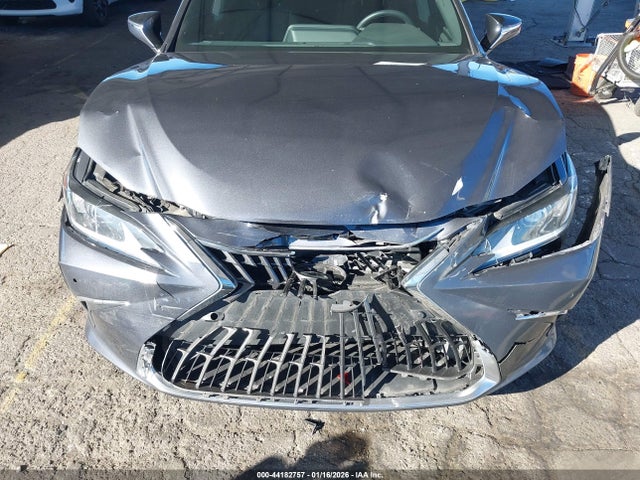 58ADZ1B16NU122367 Lexus ES 350