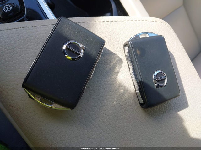 2020 VOLVO XC60 YV4102RK3L1587794 Photo 10