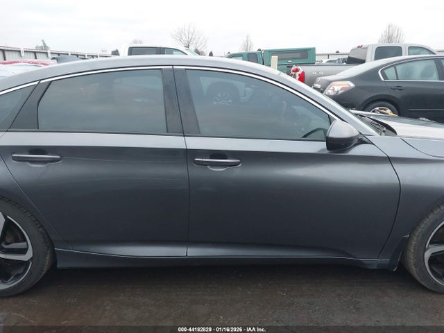 44182829 :رقم المزاد ، 1HGCV1F30KA054340 vin ، 2019 Honda Accord Sport مزاد بيع