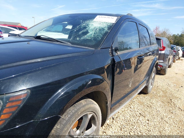 3C4PDDGG1HT554286 Dodge Journey Crossroad Plus Awd