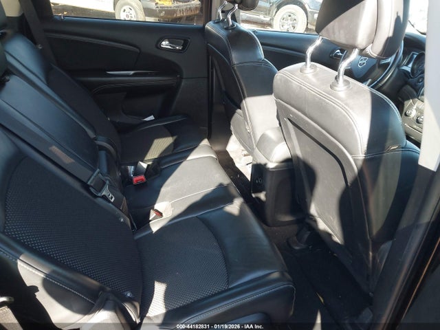 3C4PDDGG1HT554286 Dodge Journey Crossroad Plus Awd