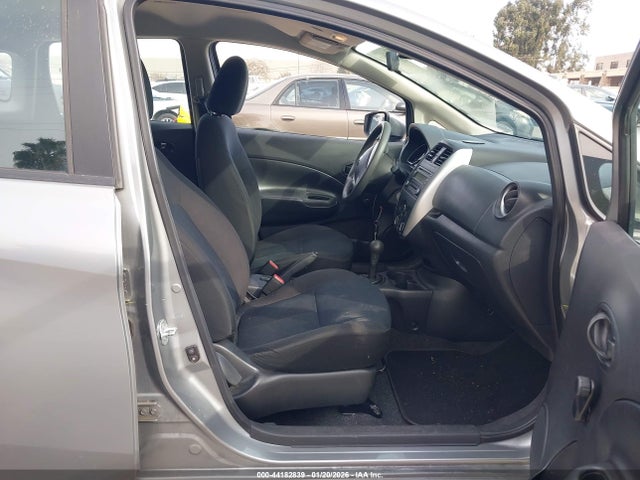 Nissan Versa Note S Plus 2015 3N1CE2CP5FL359877 Image 5