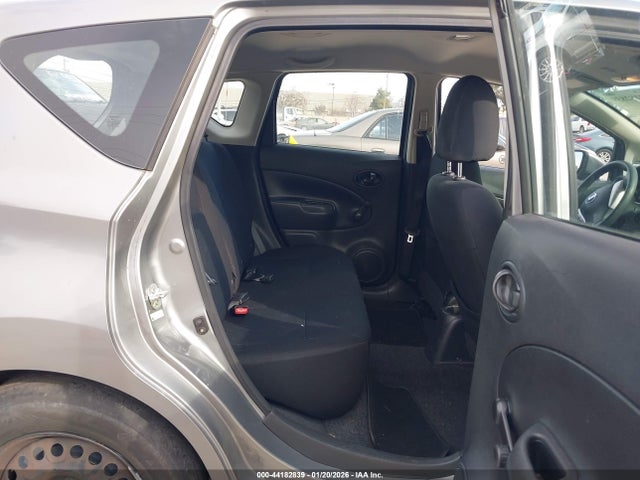 Nissan Versa Note S Plus 2015 3N1CE2CP5FL359877 Image 8