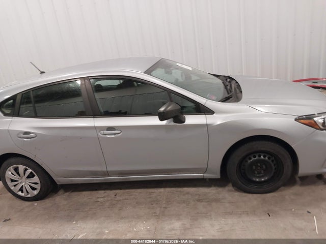 Subaru Impreza 2.0i 2019 4S3GTAA67K3757204 Image 13