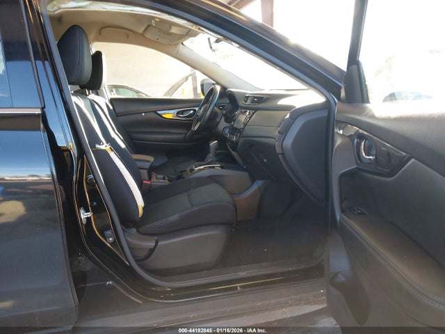 JN8AT2MT3HW406167 Nissan ROGUE SV