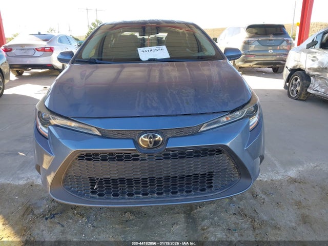 44182856 :رقم المزاد ، 5YFEPMAE3MP188155 vin ، 2021 Toyota Corolla Le مزاد بيع