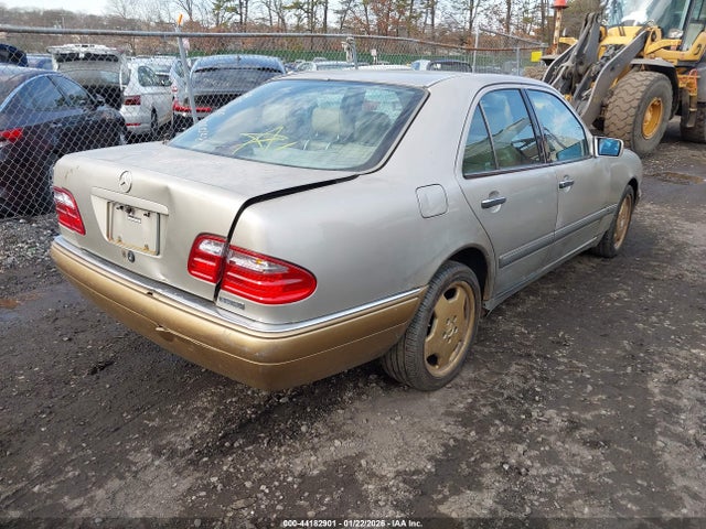 Продажа на аукционе авто 1997 Mercedes-benz E 320, vin: WDBJF55F5VA299692, номер лота: 44182901