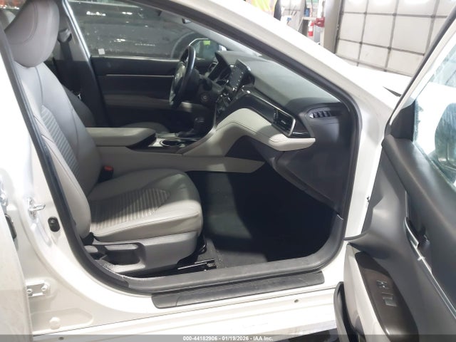 4T1G11AK8MU608036 Toyota CAMRY SE