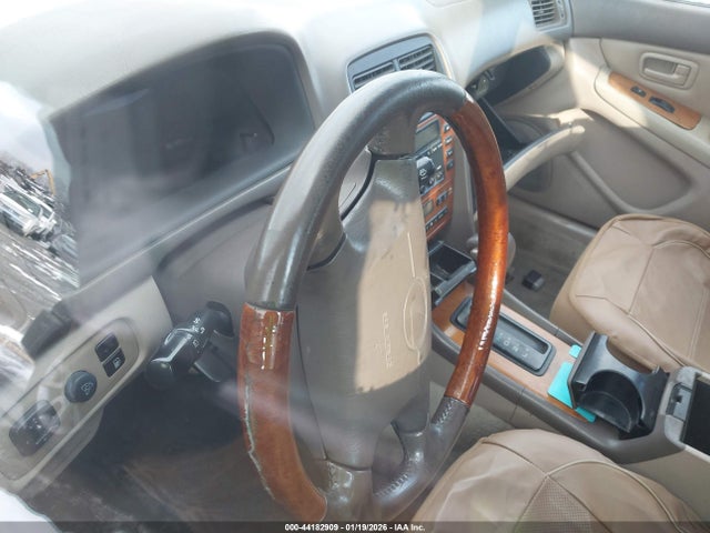 44182909 :رقم المزاد ، JT8BF28G1Y0275777 vin ، 2000 Lexus Es 300 مزاد بيع
