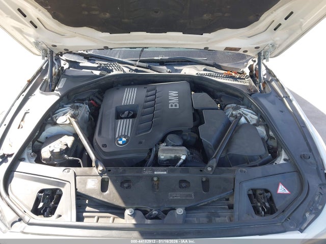 Продажа на аукционе авто 2011 Bmw 528i, vin: WBAFR1C59BC748001, номер лота: 44182912