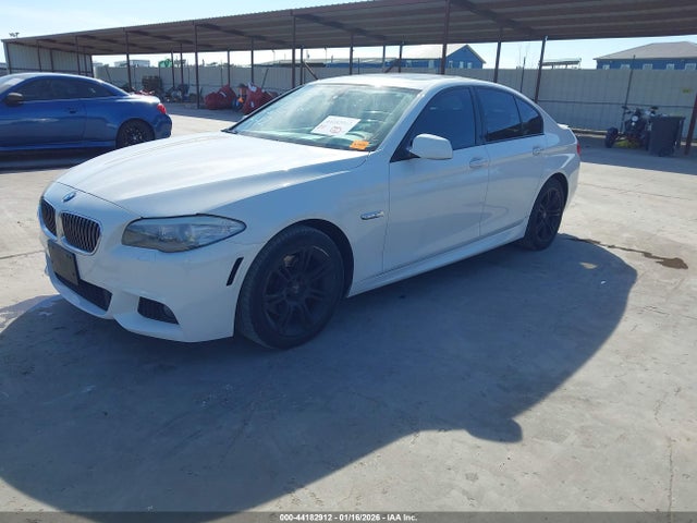 Продажа на аукционе авто 2011 Bmw 528i, vin: WBAFR1C59BC748001, номер лота: 44182912