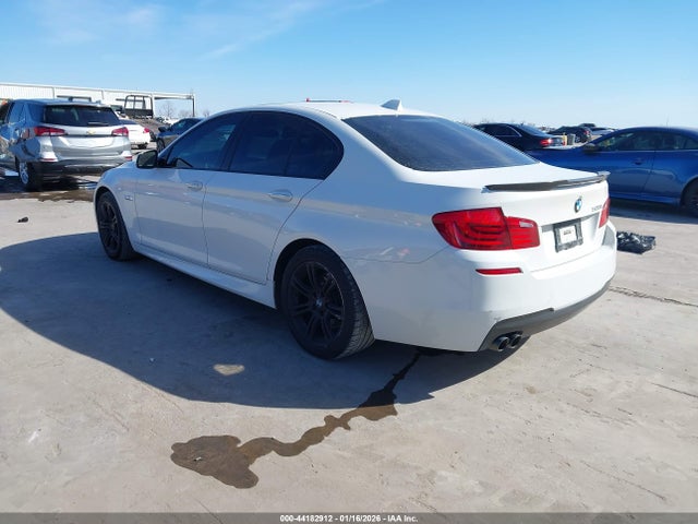 Продажа на аукционе авто 2011 Bmw 528i, vin: WBAFR1C59BC748001, номер лота: 44182912