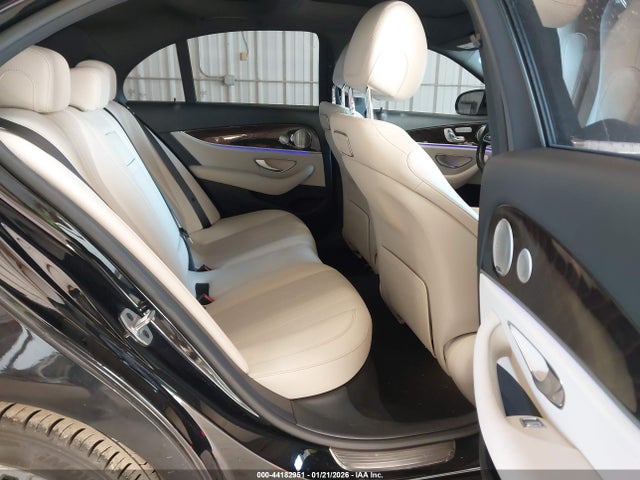 Продаж на аукціоні авто 2019 Mercedes-benz E 300, vin: WDDZF4JB1KA581458, номер лоту: 44182951