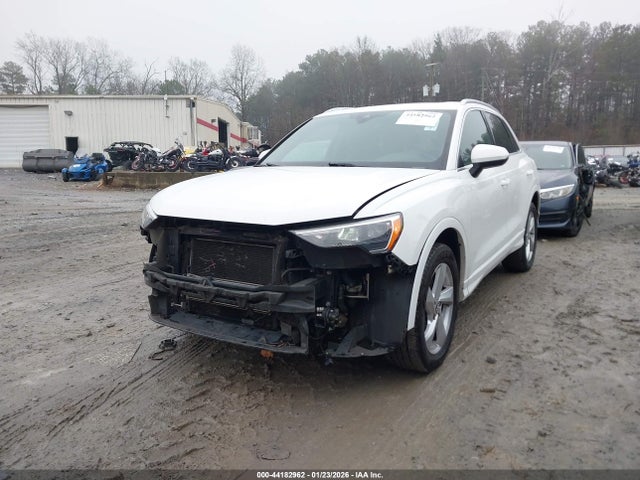 Продажа на аукционе авто 2019 Audi Q3 2.0t Premium, vin: WA1AECF3XK1081900, номер лота: 44182962