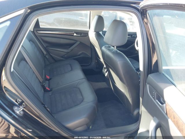 2015 VOLKSWAGEN PASSAT 1VWCV7A39FC085358 Photo 7
