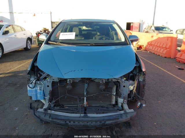 JTDKARFU7J3058756 Toyota Prius Four