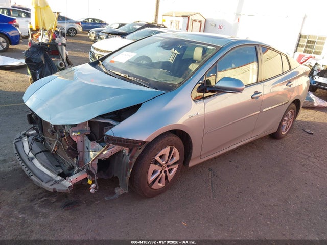 JTDKARFU7J3058756 Toyota Prius Four