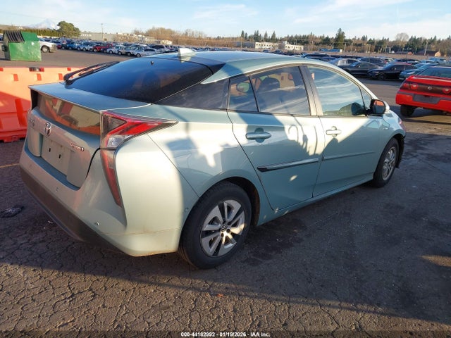 JTDKARFU7J3058756 Toyota Prius Four