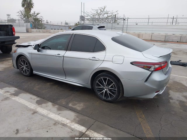 4T1G11AK9NU700435 Toyota CAMRY SE