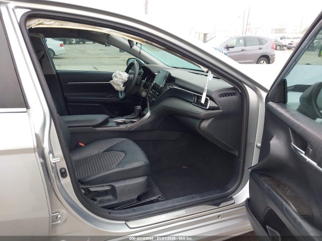4T1G11AK9NU700435 Toyota CAMRY SE