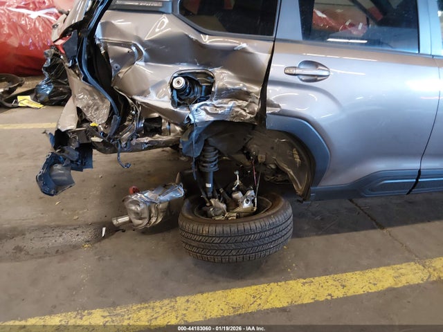 44183060 :رقم المزاد ، JF2SLDDC4SH500440 vin ، 2025 Subaru Forester Premium مزاد بيع