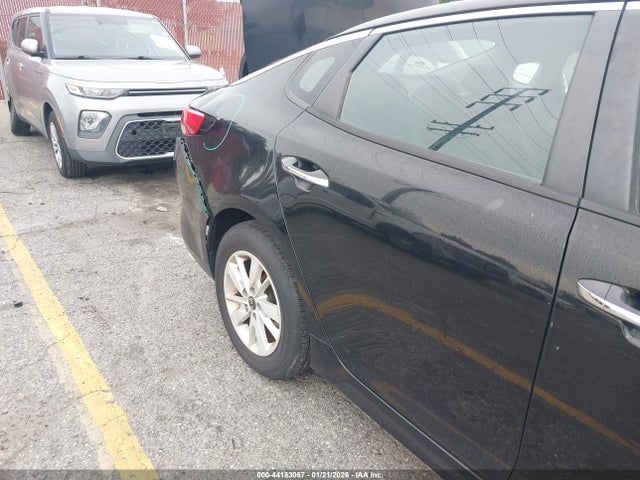 5XXGT4L37GG106487 KIA Optima Lx