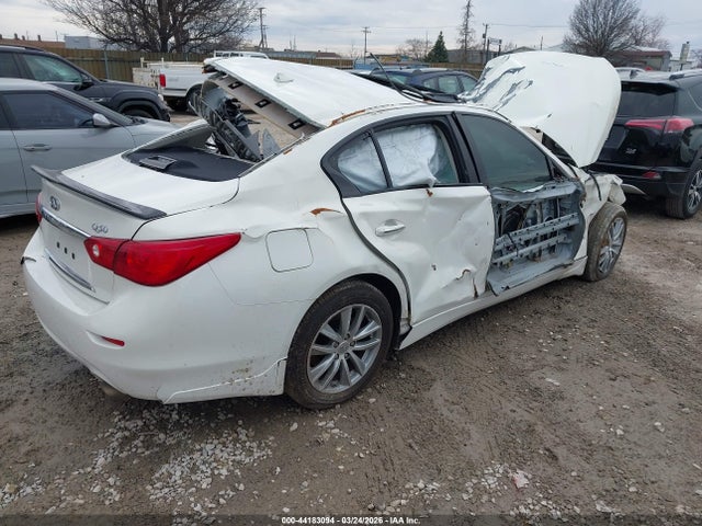 44183094 :رقم المزاد ، JN1BV7AP3FM351987 vin ، 2015 Infiniti Q50 Premium/sport مزاد بيع