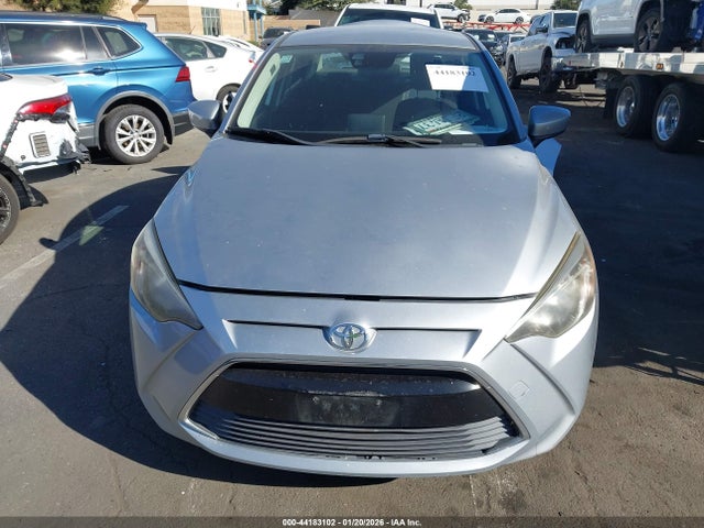 3MYDLBYV1JY325348 Toyota YARIS IA