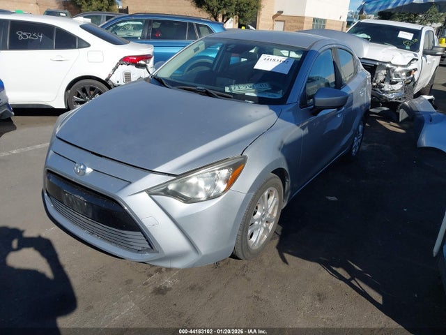3MYDLBYV1JY325348 Toyota YARIS IA