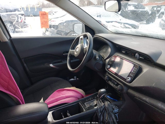44183163 :رقم المزاد ، 3N1CP5CV0ML565910 vin ، 2021 Nissan Kicks Sv Xtronic Cvt مزاد بيع