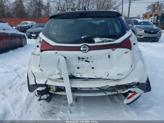 44183163 :رقم المزاد ، 3N1CP5CV0ML565910 vin ، 2021 Nissan Kicks Sv Xtronic Cvt مزاد بيع